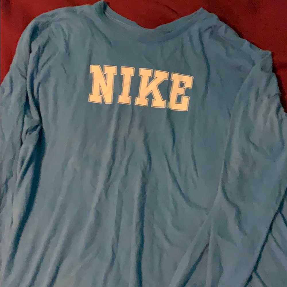 Nike long sleeve shirt
